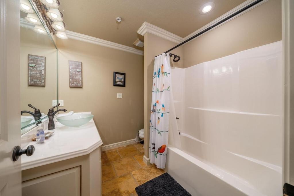Views!! Luxury Condo W/Gourmet Kitchen, Breathtaking Views Lake Hamilton Luaran gambar