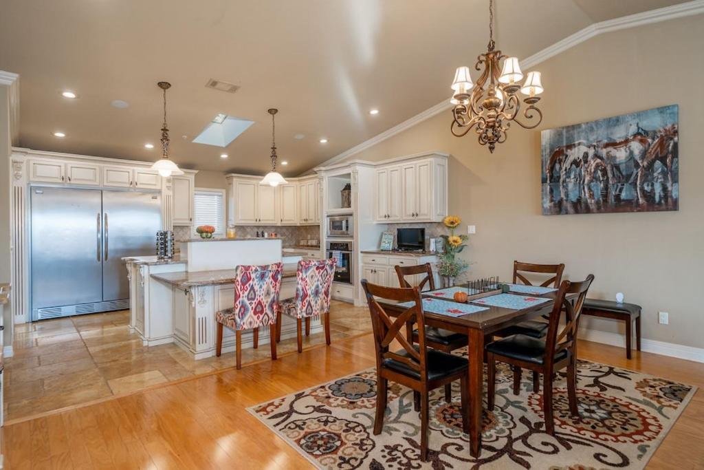 Views!! Luxury Condo W/Gourmet Kitchen, Breathtaking Views Lake Hamilton Luaran gambar